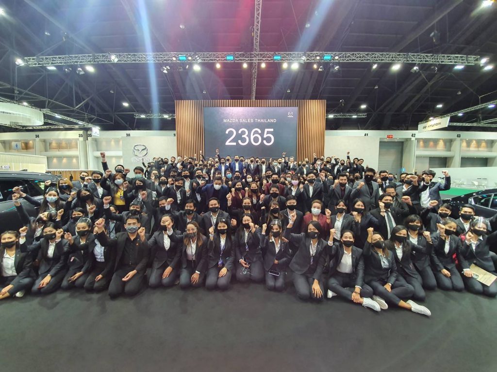 มาสด้าโกยยอดจองมอเตอร์โชว์กว่า 2,300 คัน
