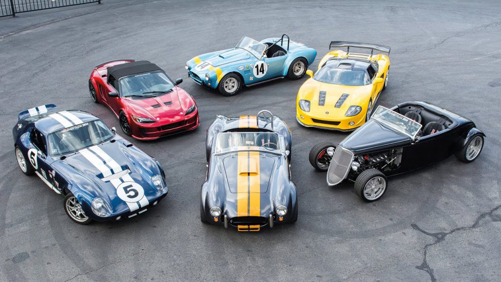 DIY..Factory Five 818 S ควรสร้างรถยนต์ไฟฟ้าของคุณเองหรือไม่?