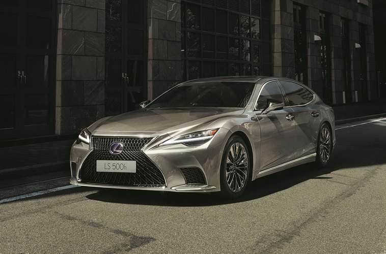 The New Lexus LS…รถยนต์หรูระดับ “เฟิร์สคลาส”