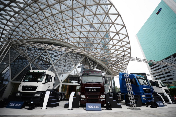 “เอ็ม เอ เอ็น” เปิดตัวรถบรรทุกหัวลาก TGS 360 400 และ 440 แรงม้าประกอบเยอรมนี