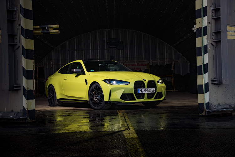 บีเอ็มดับเบิลยู เปิดมิติความเร้าใจจากทัพยนตรกรรมสายพันธุ์ M ใหม่หลากรุ่นในงานมอเตอร์ โชว์