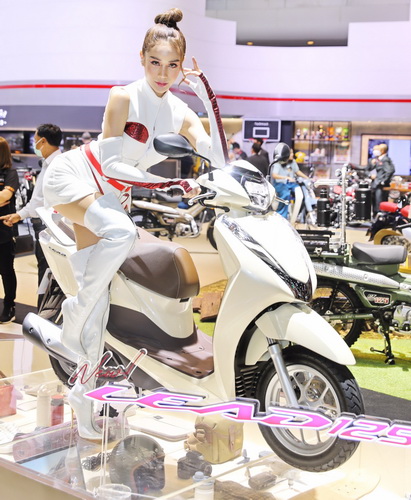 Honda LEAD125 กระแสแรง!