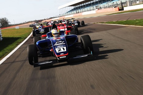 ส่งแรงเชียร์ เติ้น ทัศนพล อินทรภูวศักดิ์ บนเส้นทางความเร็วระดับโลก