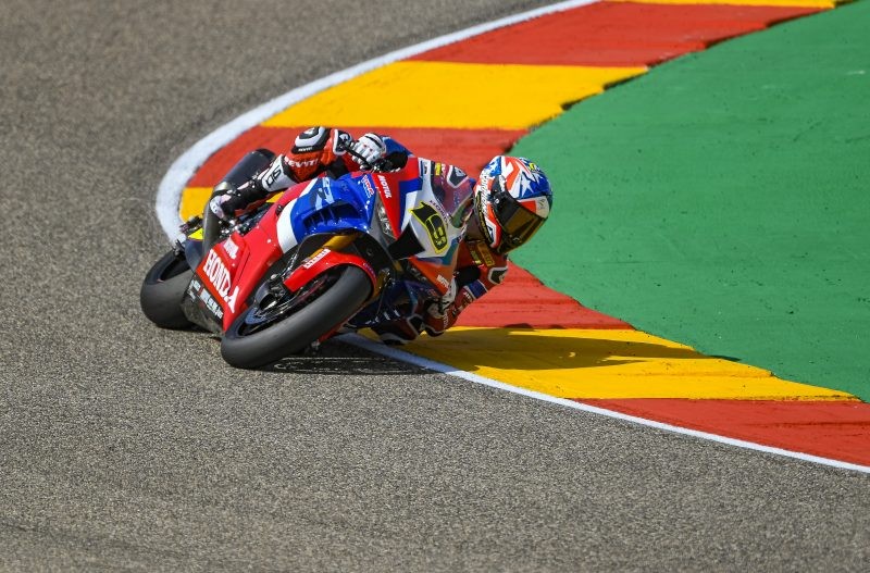 “เบาติสต้า-ฮาสลัม” ซ้อมหรูควบ CBR1000RR-R รั้งท็อปไฟว์ เวิลด์ ซูเปอร์ไบค์ สนามแรก