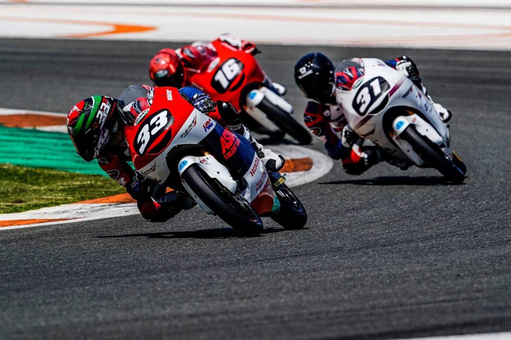 “ก๊องส์-ธัชกร” ได้กริด 26 โมโตทรี จูเนียร์ สนาม 2