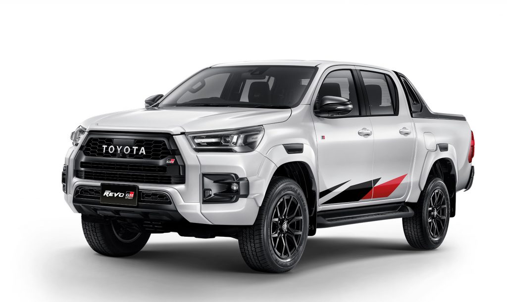 ไฮลักซ์ รีโว่ GR Sport ขับเคลื่อน 4 ล้อ