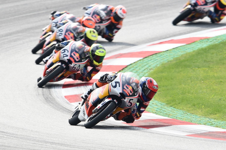 “ก๊องส์-ธัชกร” ลุ้นประเดิมแชมป์ ศึกโมโตจีพี รุกกีส์ คัพ สุดสัปดาห์นี้