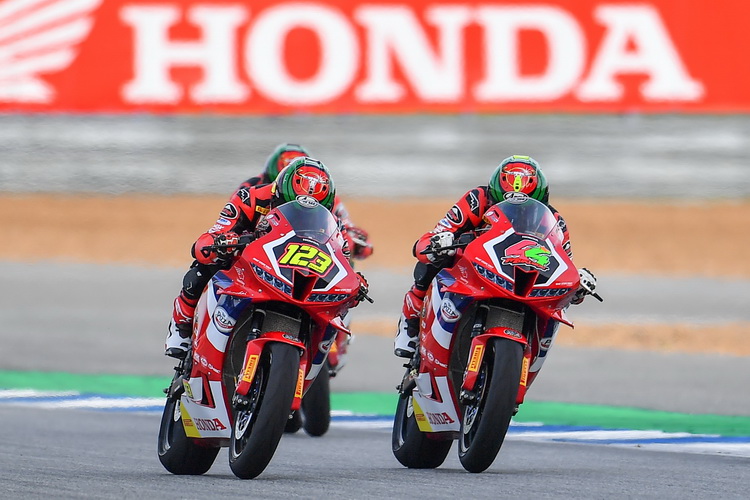 ทัพนักบิด “ฮอนด้า” ผลเทสต์ยอดเยี่ยม! พร้อมเต็มสูบลุ้นแชมป์ โออาร์ บีอาร์ไอซี ซูเปอร์ไบค์ สนาม 2 บุรีรัมย์