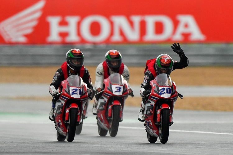 “ธนกร” ผงาดจ่าฝูง ฮอนด้า ไทยแลนด์ ทาเลนต์ คัพ 2021