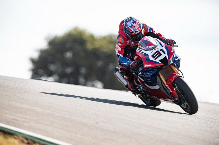 “ฮาสลัม” ซิวท็อปไฟว์ เวิลด์ ซูเปอร์ไบค์ สนาม 11