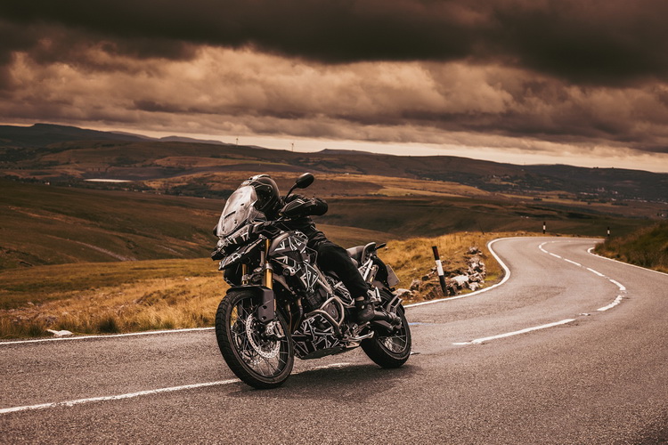 รถจักรยานยนต์ต้นแบบไทเกอร์ 1200 ถูกทดสอบอย่างเป็นทางการ