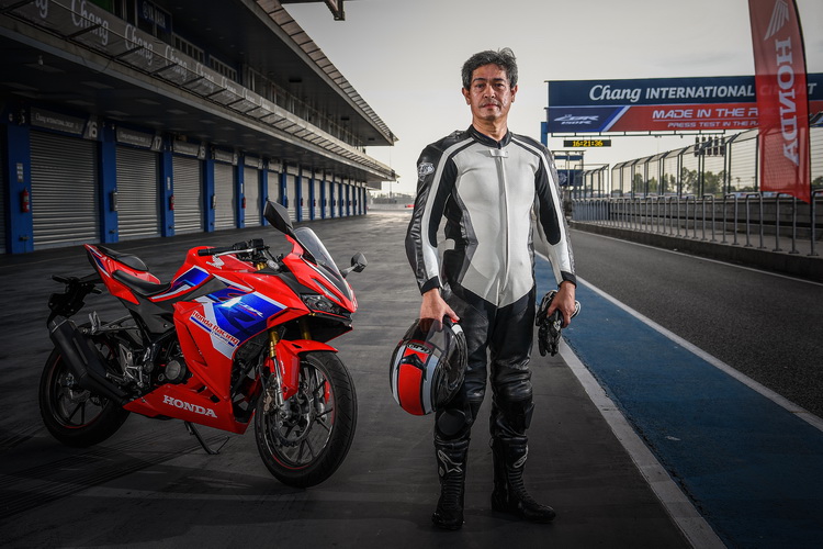 Honda CBR 150 R  เข้าถึงความเป็นสปอร์ตเต็มตัว