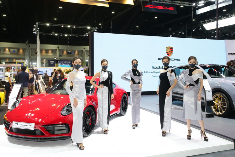 ปอร์เช่เผยโฉมรถสปอร์ตสมรรถนะสูงครั้งแรกในเอเชียตะวันออกเฉียงใต้