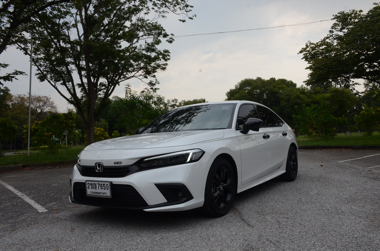 Honda Civic RS เพิ่มอารมณ์สปอร์ต