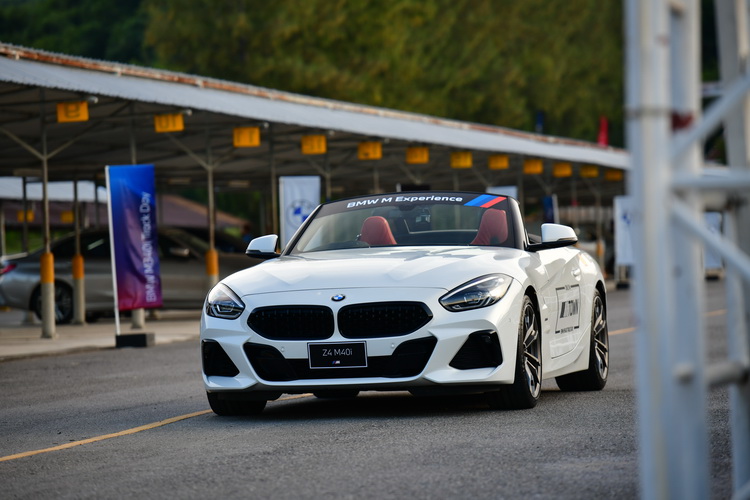 บีเอ็มดับเบิลยู Z4 M40i แรงแต่ยังไม่สุด