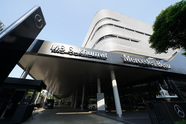 “เอ็มบี สุขุมวิท” โดย สวนหลวง ออโต้เฮ้าส์ ศูนย์บริการ เมอร์เซเดส-เบนซ์ รูปแบบใหม่ แห่งแรกของประเทศไทย