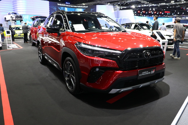 ตลาดรถยนต์กุมภาพันธ์เติบโตทุกเซ็กเมนท์