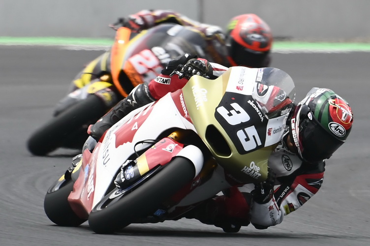 “สมเกียรติ” รั้งท็อป 12 ซ้อมโมโตทู