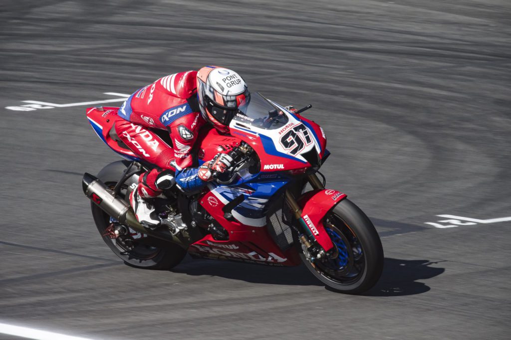 “วิเออเฮร์” ซ้อมวันแรก รั้งท็อป 7 เวิลด์ ซูเปอร์ไบค์ สนาม 3