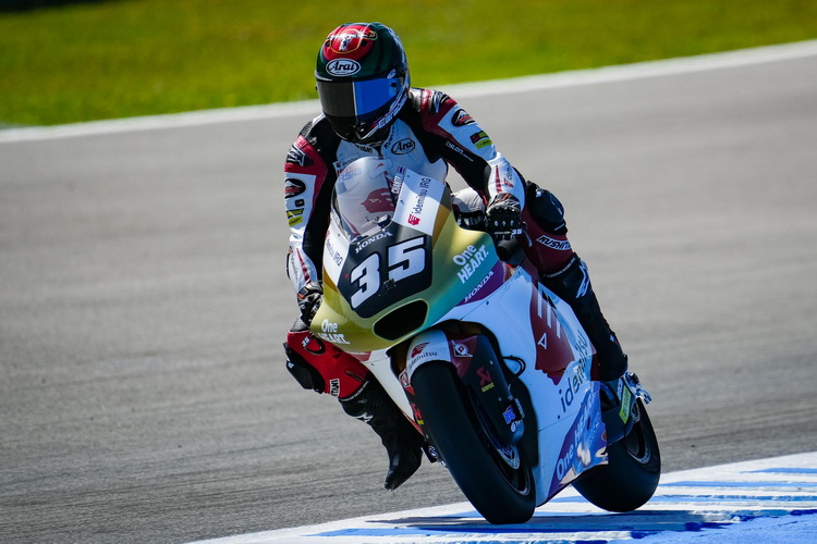 “ก้อง-สมเกียรติ” คว้ากริดที่ 7 ลุ้นโพเดี้ยมโมโตทู เฆเรซ