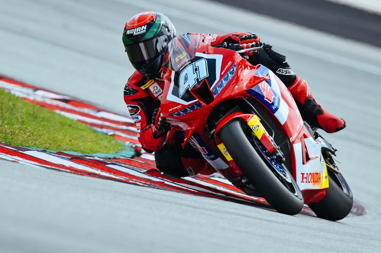 “ชิพ-นครินทร์” ตามติดคว้าท็อปโฟร์เอเชีย โร้ด สนาม 2