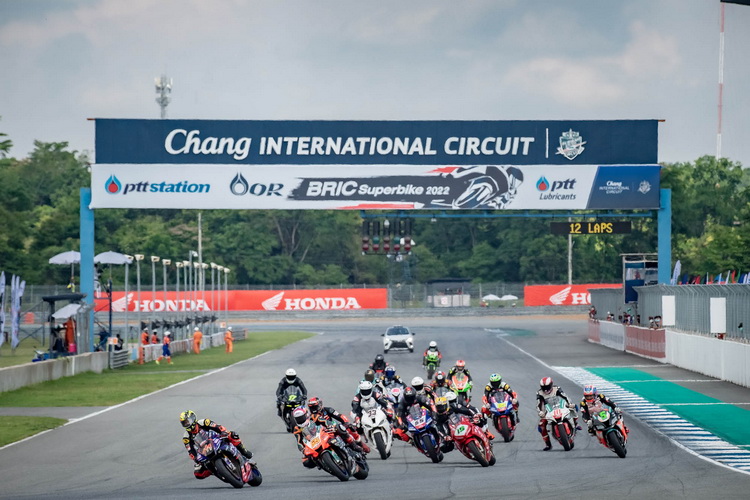 “ฐิติพงศ์” เฉือน “อนุชา” เข้าวินประเดิม OR BRIC Superbike ฤดูกาลใหม่