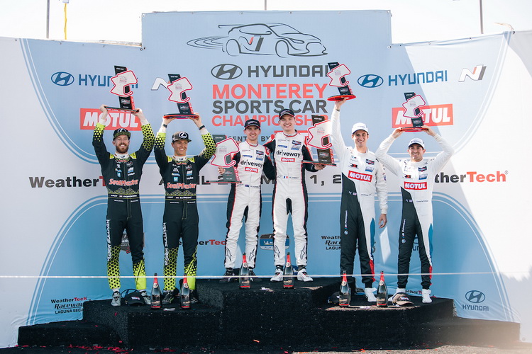 ทีมโมตุลยึดโพเดียมคู่ที่ลากูน่าเซกา