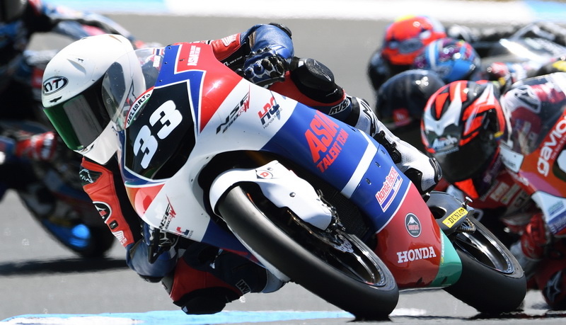 “ก๊องส์-ธัชกร” สตาร์ตแถว 3 จูเนียร์จีพี สนาม 2