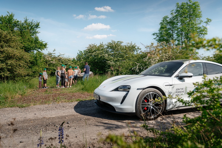 Porsche Taycan สนับสนุนโครงการพัฒนาท้องถิ่นทั่วทุกมุมโลก