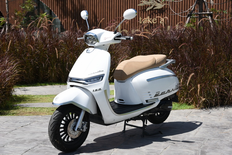 Keeway Versilia 150 กดดันกันที่ราคา