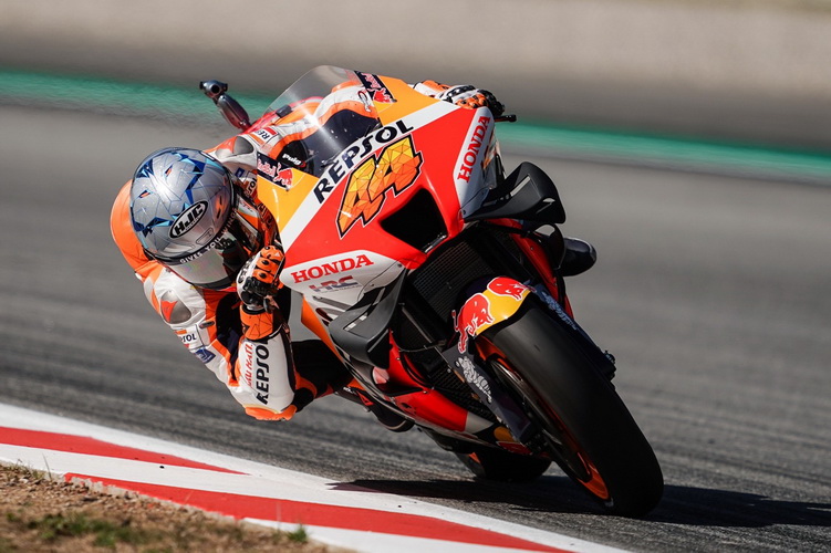 “เอสปาร์กาโร” ท็อป 11 โมโตจีพี บาร์เซโลน่า