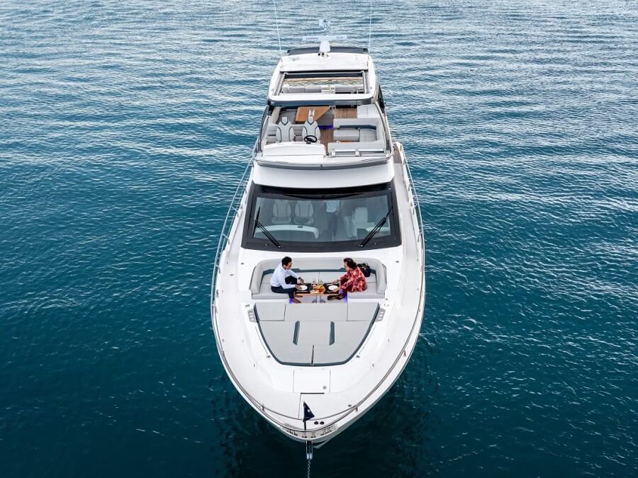 Fairline Squadron 68 รุ่นใหม่รุ่นแรกของเอเชียส่งมอบในไทย