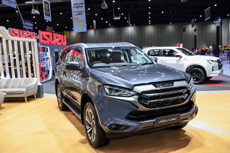 อีซูซุ จัดแสดงยนตรกรรม 6 รุ่น ในงาน Fast Auto Show Thailand 2022