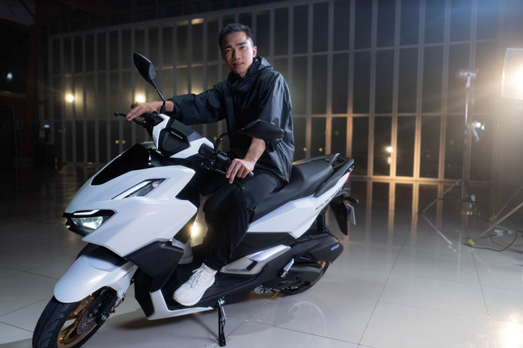 “เจ-ชนาธิป สรงกระสินธ์” กลับมาอย่างจ่าฝูง หลังพักรักษาอาการบาดเจ็บ 2 เดือน พร้อมโลดแล่นในเจลีกอีกครั้ง