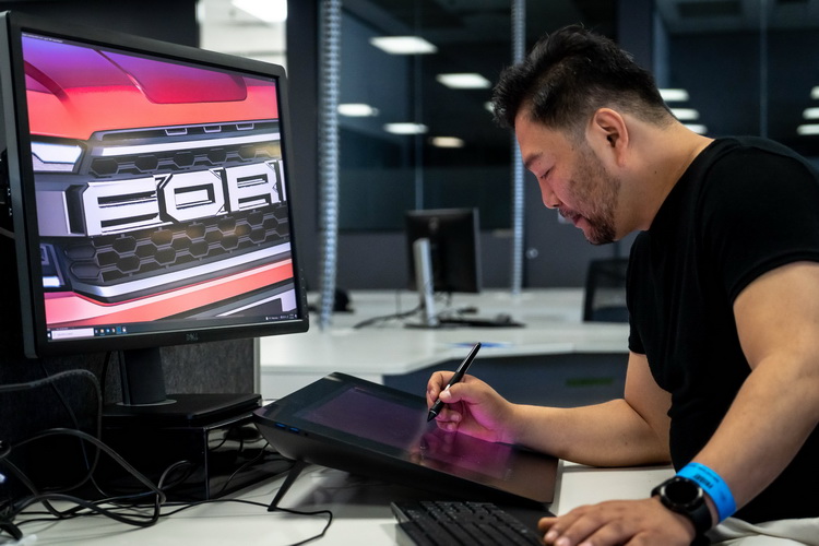 เจาะลึกการออกแบบของฟอร์ด เรนเจอร์ แร็พเตอร์ เจเนอเรชันใหม่