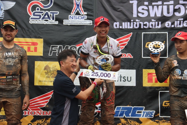 “อินทรีแซงค์” กฤษฎา ฟอร์มโหด! เก็บชัยสนามส่งท้าย ก่อนสร้างประวัติศาสตร์ คว้าแชมป์ซูเปอร์ครอสชิงแชมป์ประเทศไทย 4 สมัยซ้อน