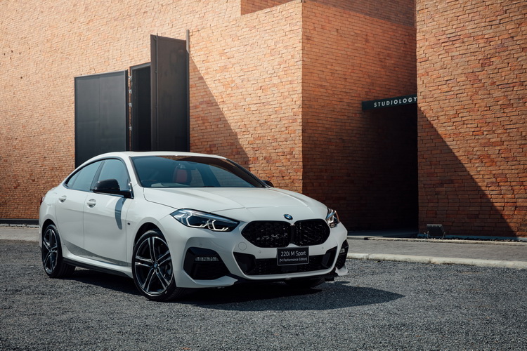 บีเอ็มดับเบิลยู 220i Gran Coupe (M Performance Edition)