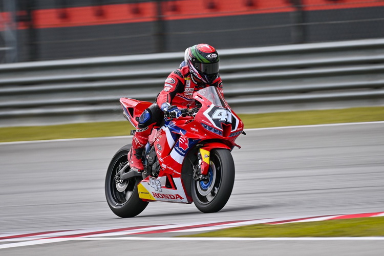 “ชิพ-นครินทร์” รั้งท็อป 3 คะแนนสะสม “เอเชีย โร้ด เรซซิ่ง”