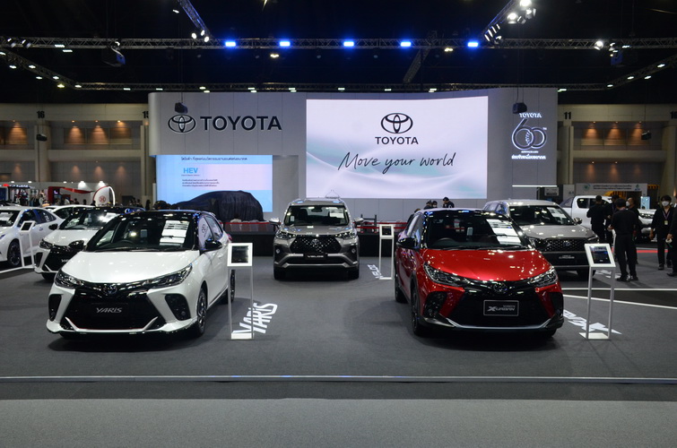 ตลาดรถยนต์ พ.ย. ลดลง 4.8%สะสม 11 เดือน 766,589 คัน เติบโต 14.7%