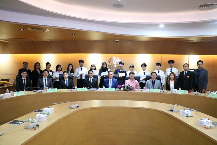 โตโยต้า มอบทุนการศึกษาประจำปี 2565 แก่นักศึกษาธรรมศาสตร์ ต่อเนื่องปีที่ 50