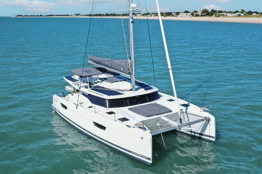 Yacht Sourcing กำลังรอเรือคาตามารัน FountainePajot ใหม่