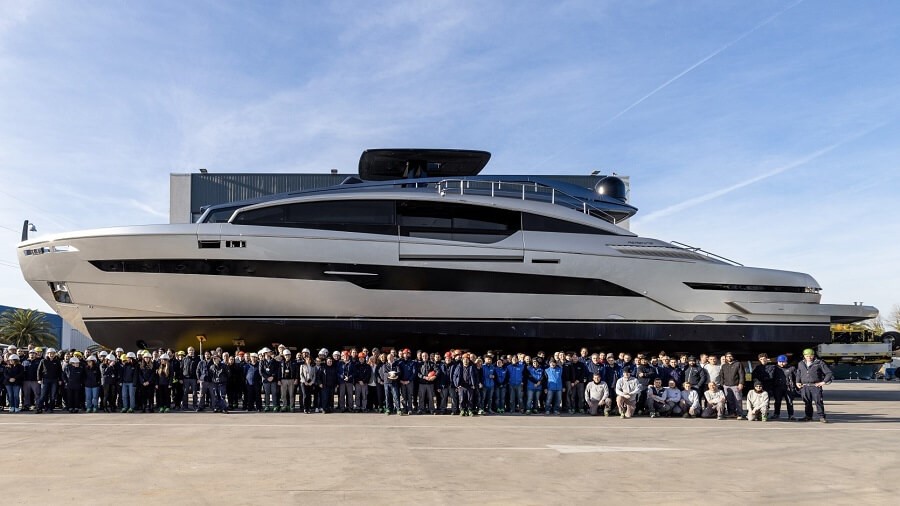 Pershing GTX116 ตัวแรกในน้ำ