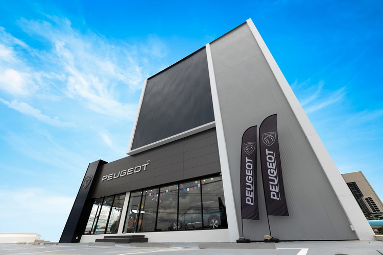 เปอโยต์-จี๊ป ไลอ้อน ออโตโมบิล ปักหมุดย่านพระราม 5-ราชพฤกษ์ อวดโฉมโชว์รูมทันสมัย รองรับไลฟ์สไตล์ยุคใหม่