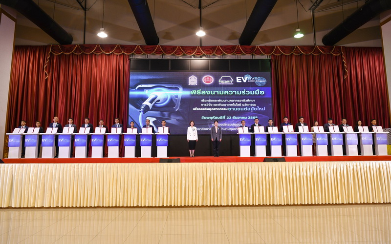 บีเอ็มดับเบิลยู กรุ๊ป ประเทศไทย สานต่อหนึ่งทศวรรษของโครงการ BMW Service Apprentice