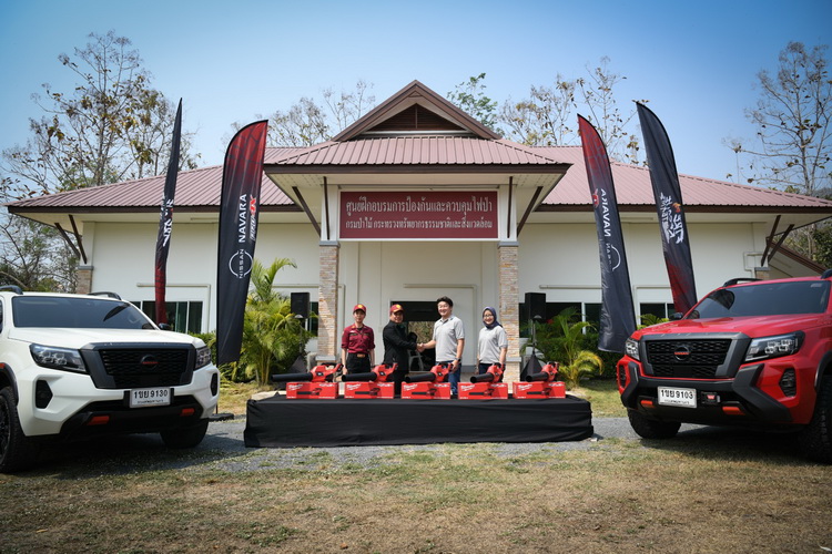 นิสสันส่ง “นิสสัน นาวารา” ร่วมทีมเหยี่ยวไฟ