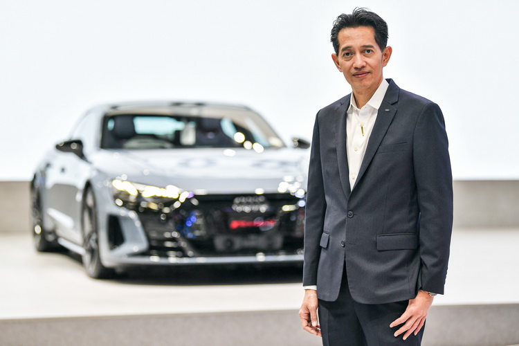 ซื้อรถอาวดี้ ไม่มีดอกเบี้ย