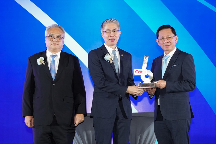 มาเซราติ คว้ารางวัล Car of The Year 2023