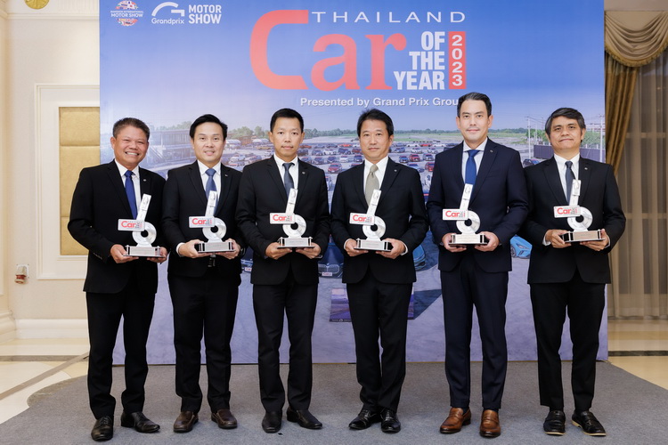 มาสด้าคว้า 6 รางวัล รถยนต์ยอดเยี่ยมแห่งปี