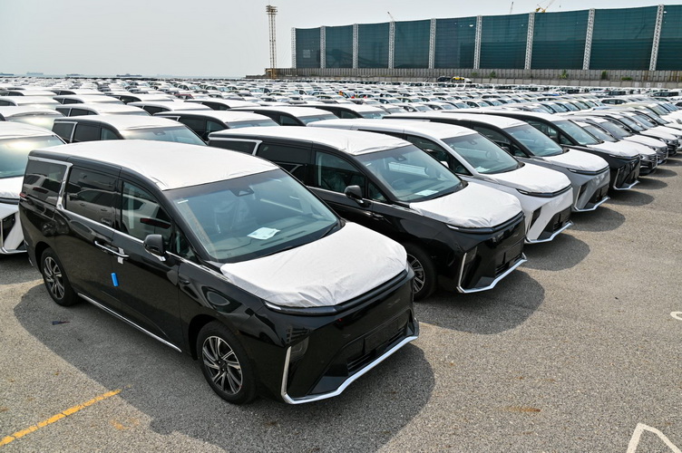 เอ็มจี เปิดราคา NEW MG MAXUS 9 เริ่มต้นที่ 2.499 ล้านบาท