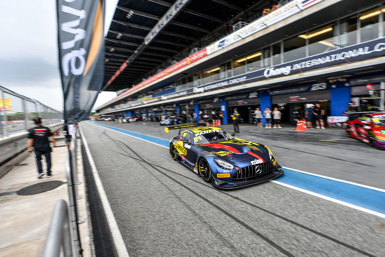 “GT World Challenge Asia 2023” เปิดฉากกลางสายฝน